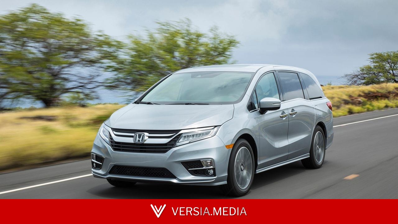 320,000+ 2018–2020 Honda Odyssey Minivans Recalled for Rearview Camera Failure