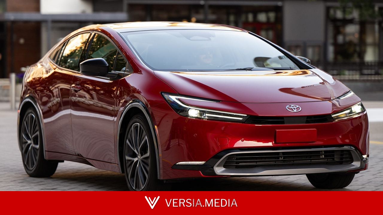 2027 Toyota Prius and Prius PHEV First Look: Small Tweaks, Slightly Higher Prices, Same Sharp Style