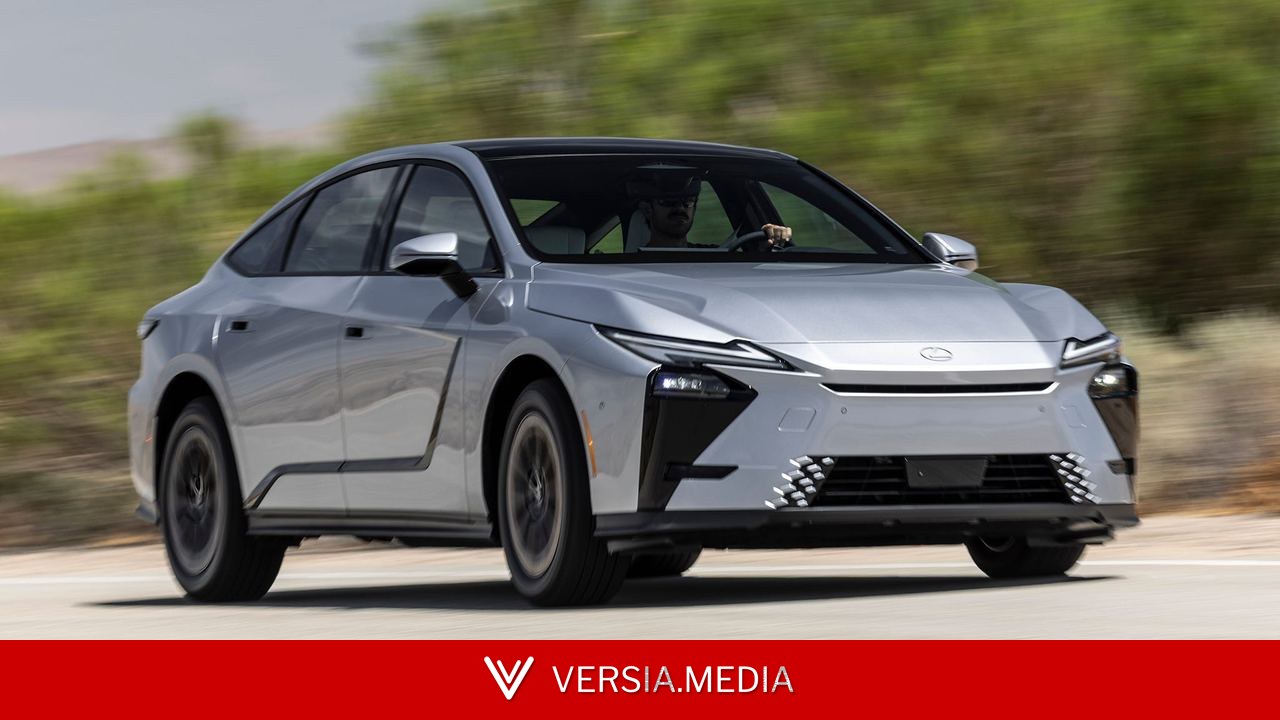 2026 Lexus ES 350h AWD Hybrid First Test: What’s the Big Rush?
